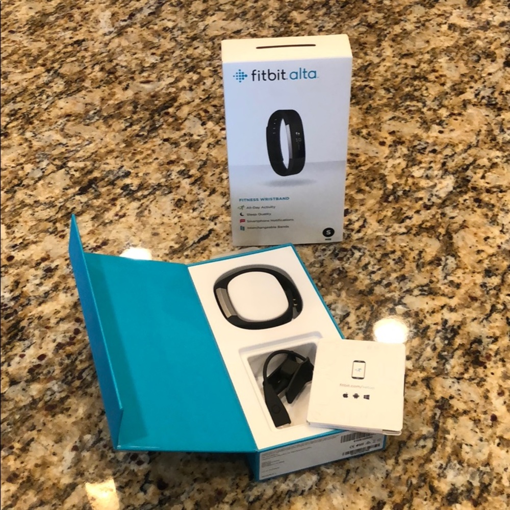 Fitbit Alta - image 1